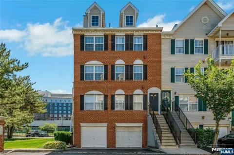 72 Marrow Street 3101