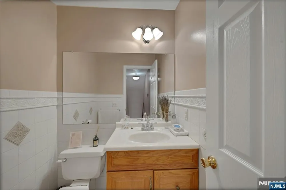 72 Marrow Street 3101 Newark, NJ 07103