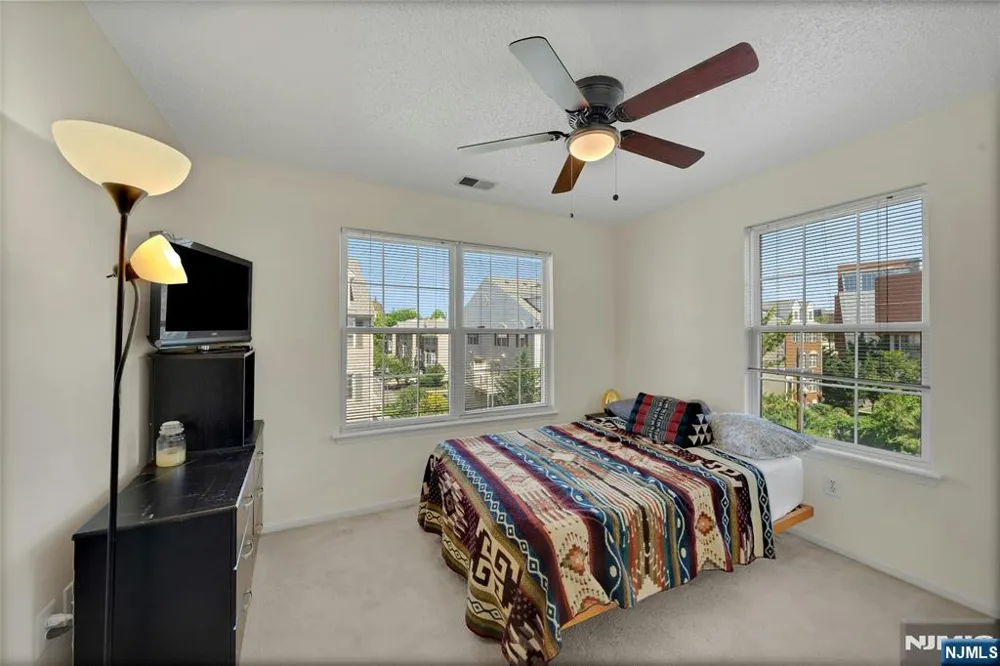 72 Marrow Street 3101 Newark, NJ 07103