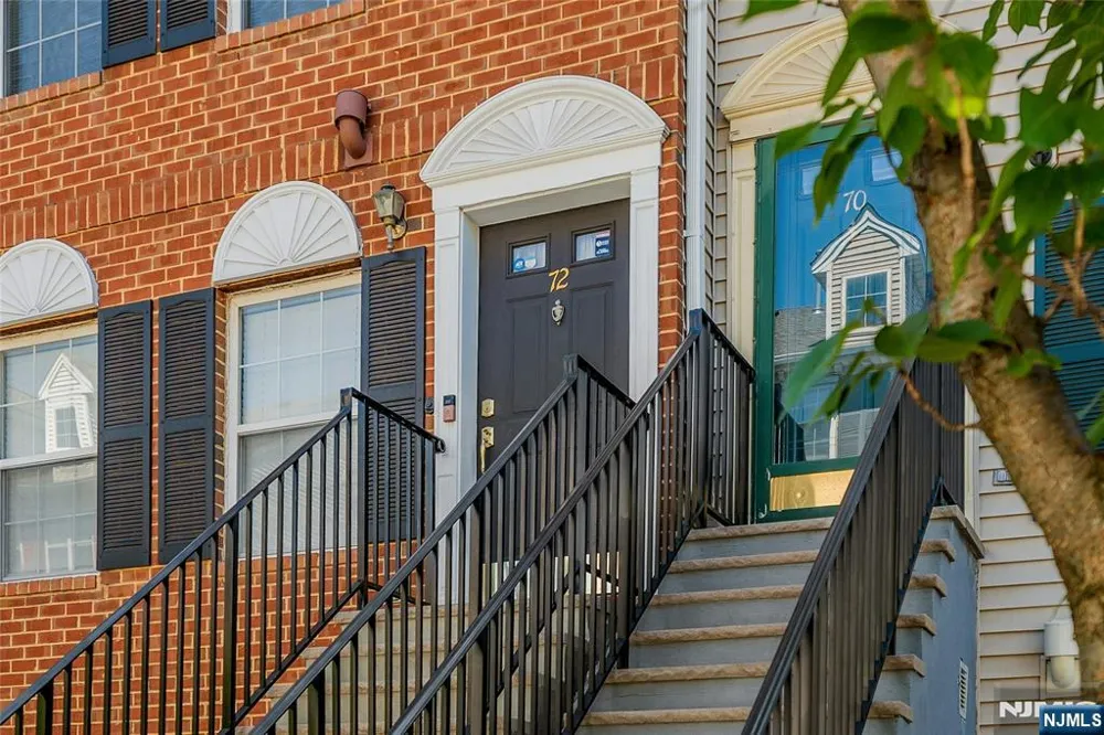 72 Marrow Street 3101 Newark, NJ 07103