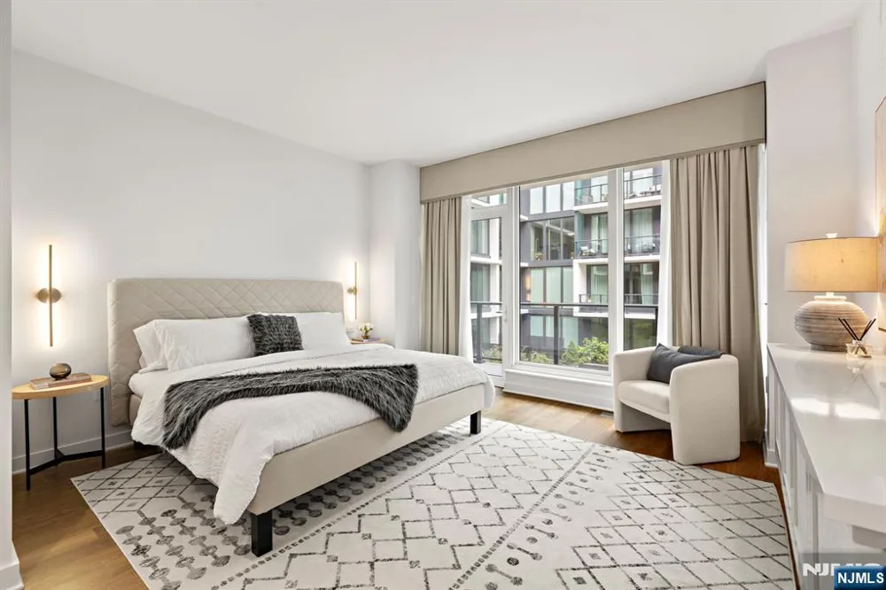 1200 Avenue At Port Imperial 414 Weehawken, NJ 07086