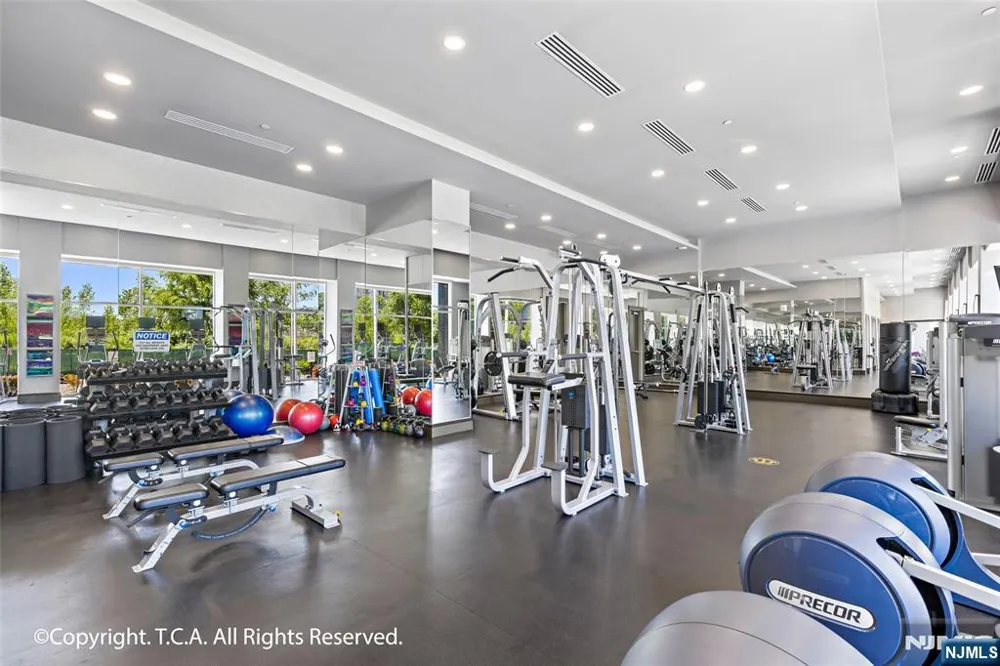 1200 Avenue At Port Imperial 414 Weehawken, NJ 07086