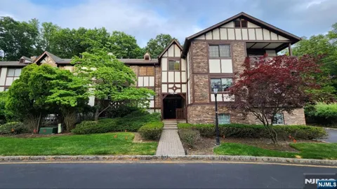 3112 Stowe Lane