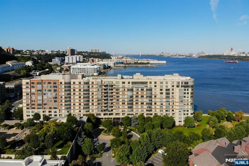 8100 River Road 908 North Bergen, NJ 07047