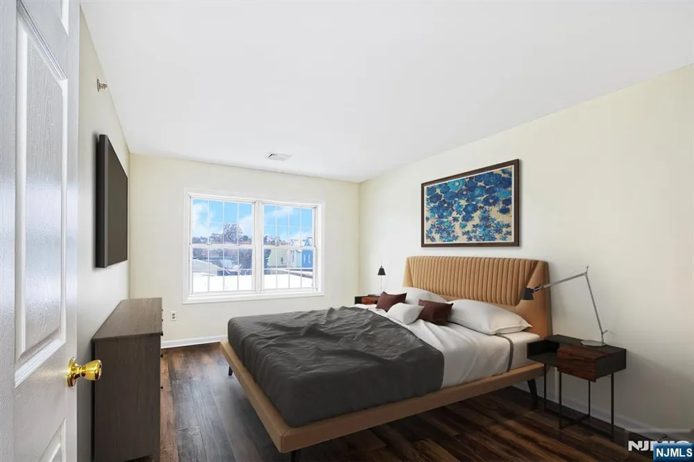 9-11 Madison Avenue 18 Paterson, NJ 07524