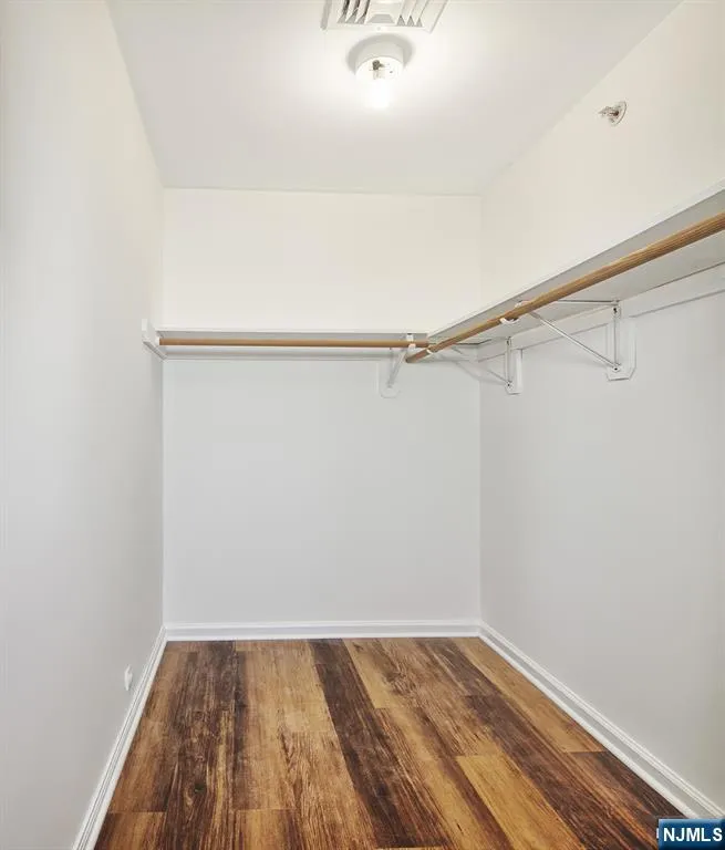 9-11 Madison Avenue 18 Paterson, NJ 07524