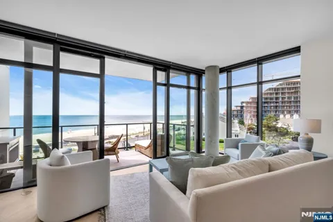 350 Ocean Avenue 307