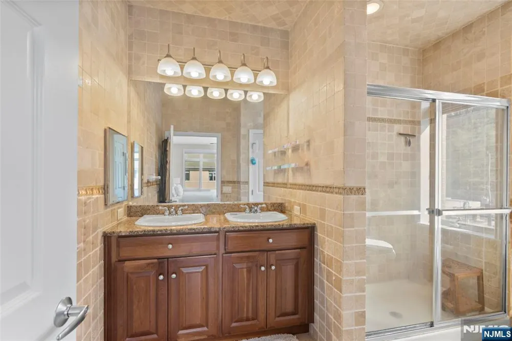 7400 River Road 401 North Bergen, NJ 07047