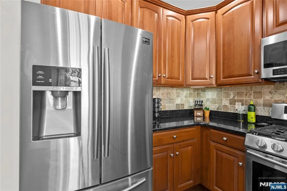 7400 River Road 401 North Bergen, NJ 07047