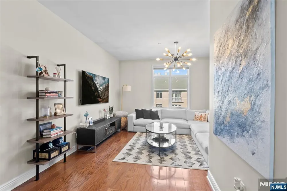 7400 River Road 401 North Bergen, NJ 07047
