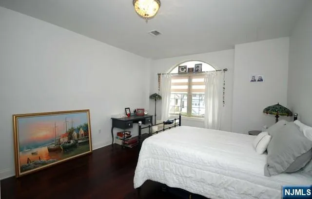 135 Paterson Avenue B Lodi, NJ 07644