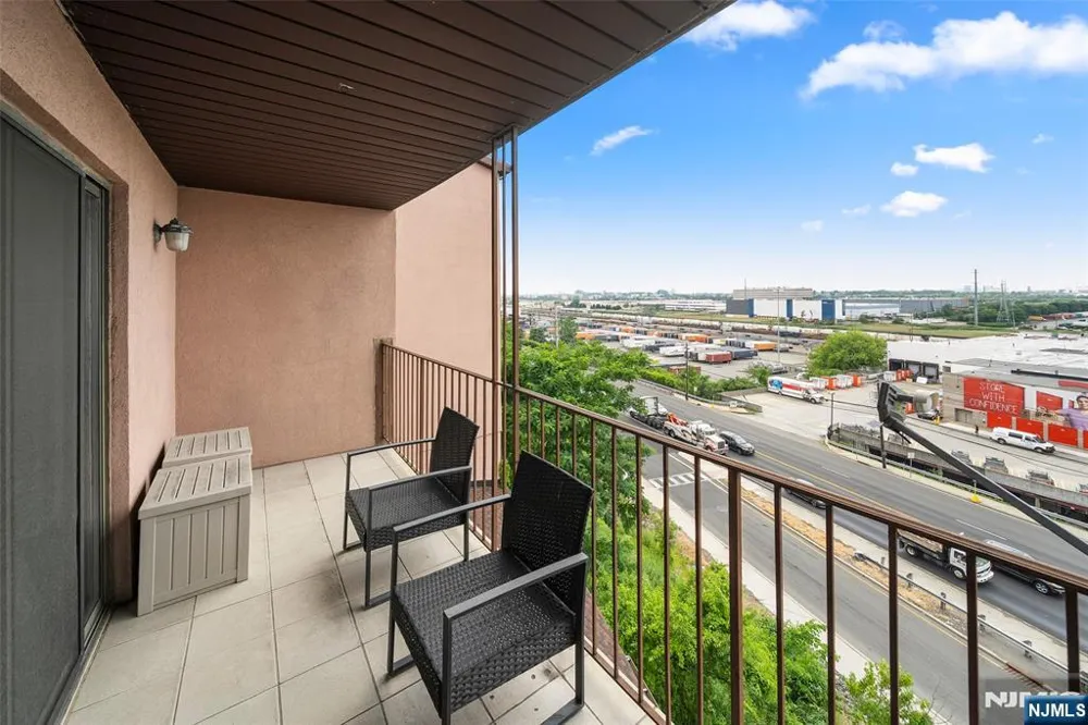 6605 Granton Avenue 3A North Bergen, NJ 07047