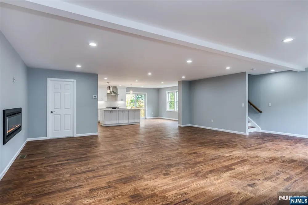 5 Stanley Wanaque, NJ 07465