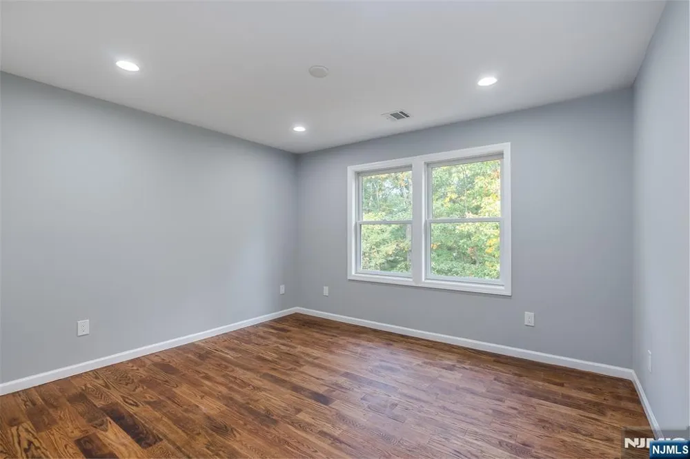 5 Stanley Wanaque, NJ 07465