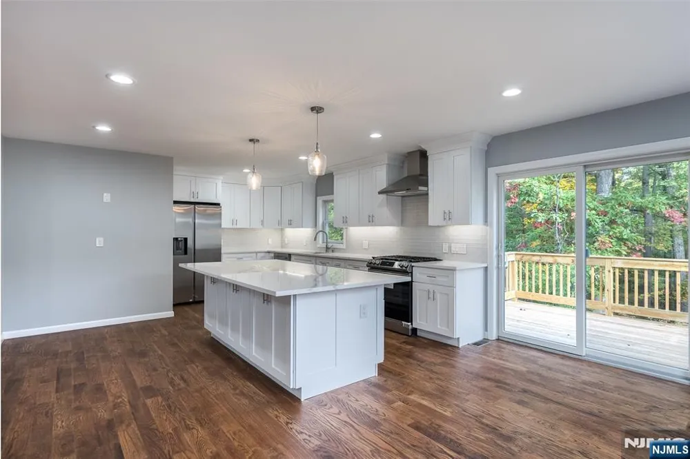 5 Stanley Wanaque, NJ 07465