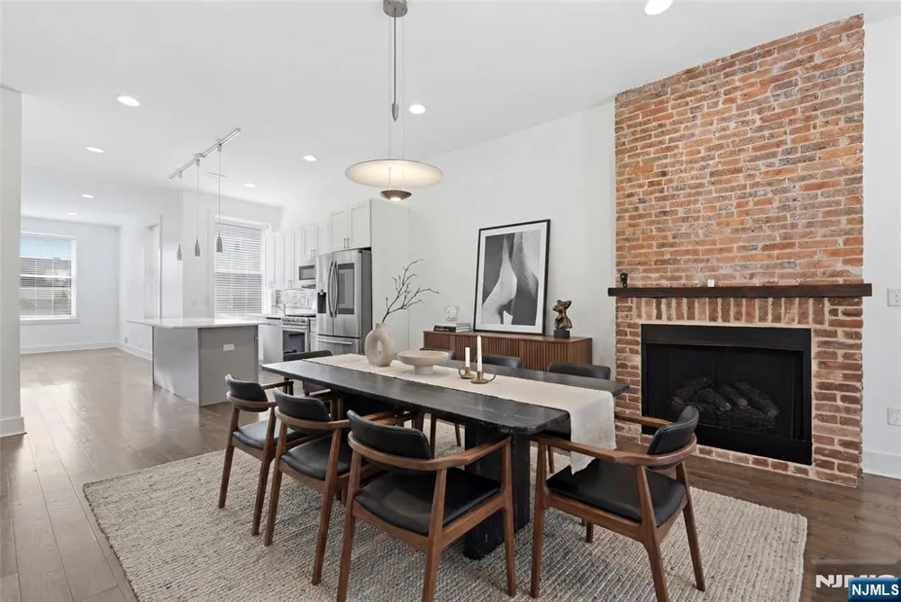 252 Mt Pleasant Avenue 1 Newark, NJ 07104