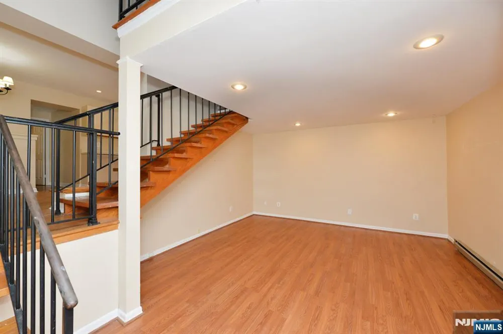 50 May Street 112 Hawthorne, NJ 07506