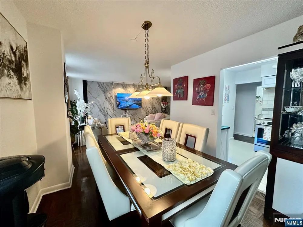 160 Overlook Avenue 2D Hackensack, NJ 07601