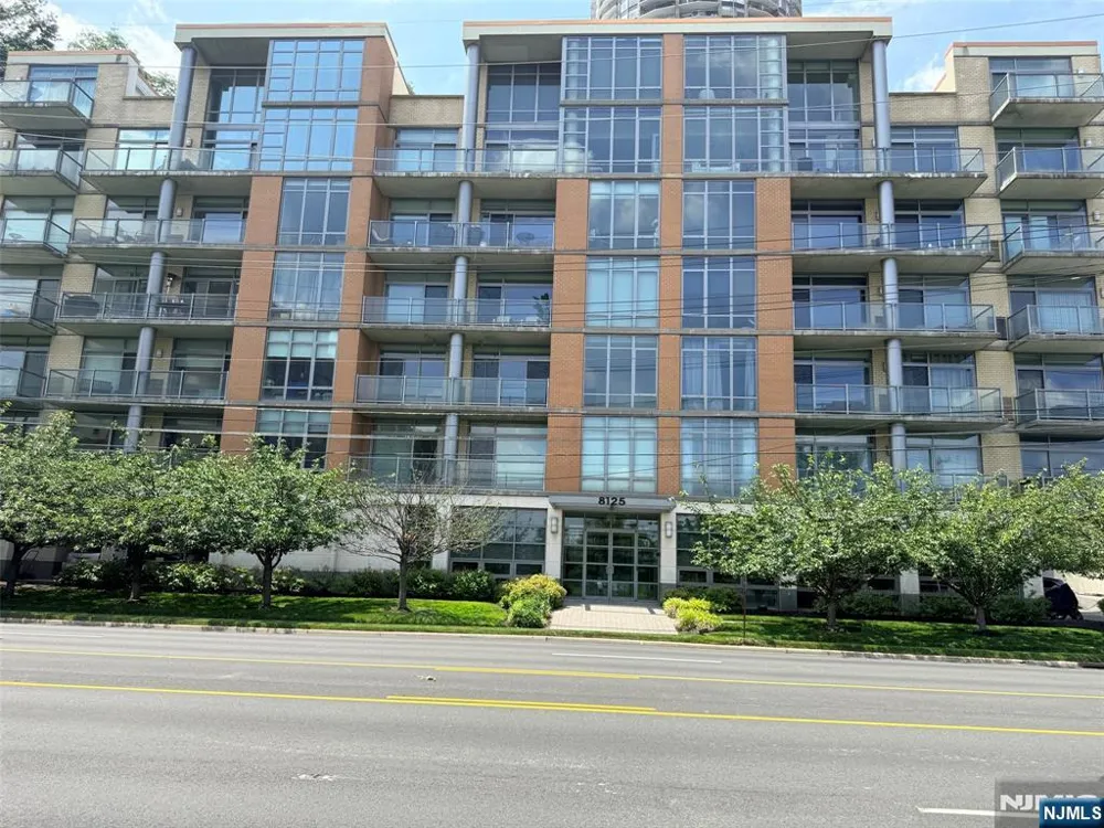 8125 River Road C3 North Bergen, NJ 07047