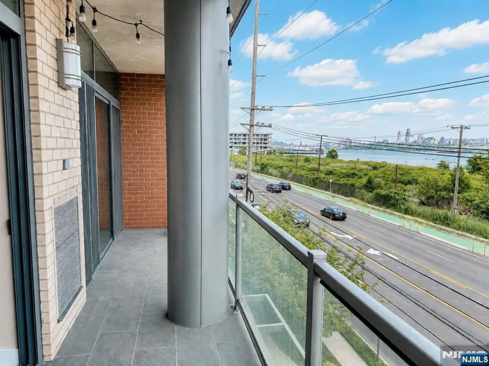 8125 River Road C3 North Bergen, NJ 07047