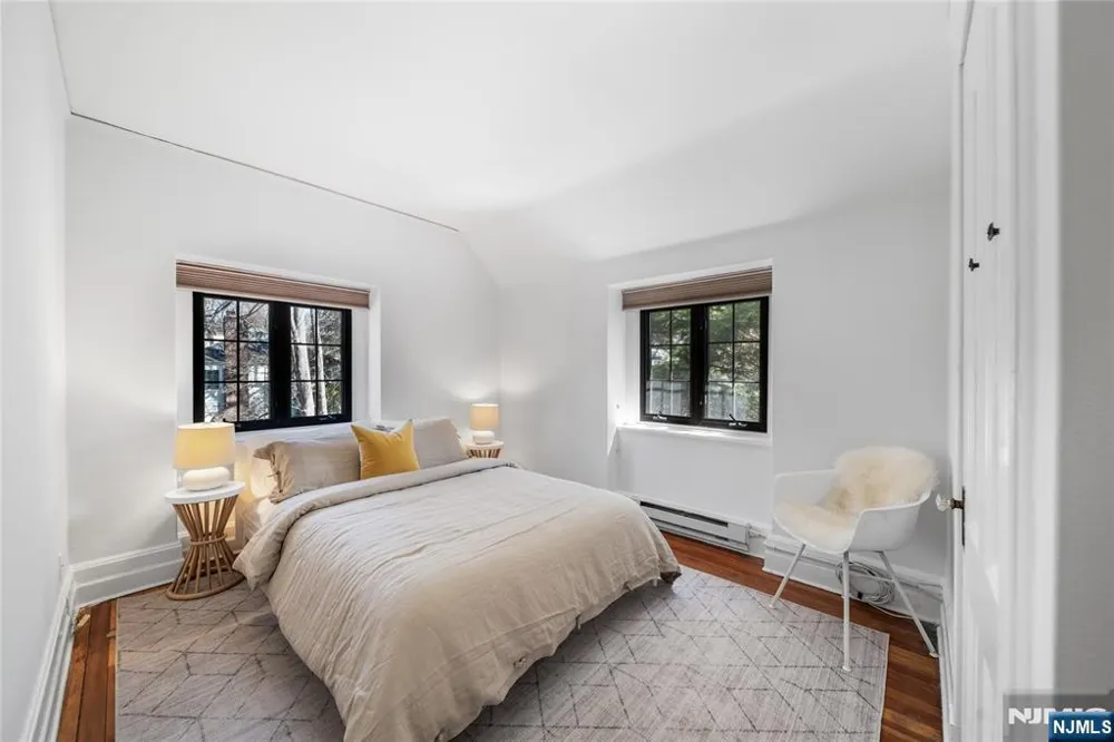 1 Byrne Lane 10 Tenafly, NJ 07670