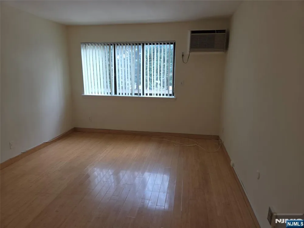 468 Liberty Street 201 Little Ferry, NJ 07643