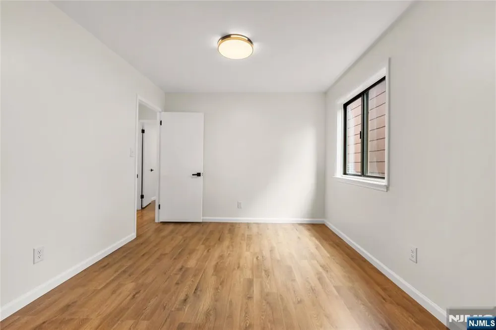 261 Sunset Key Secaucus, NJ 07094