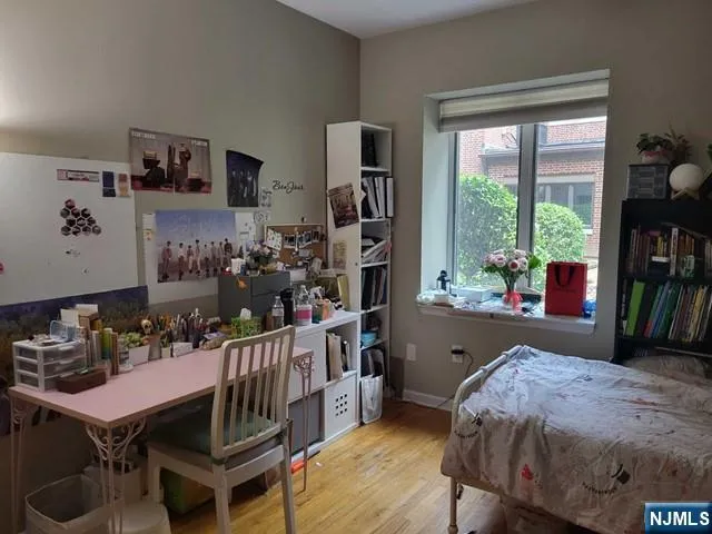 27 W Clinton Avenue 1E Tenafly, NJ 07670