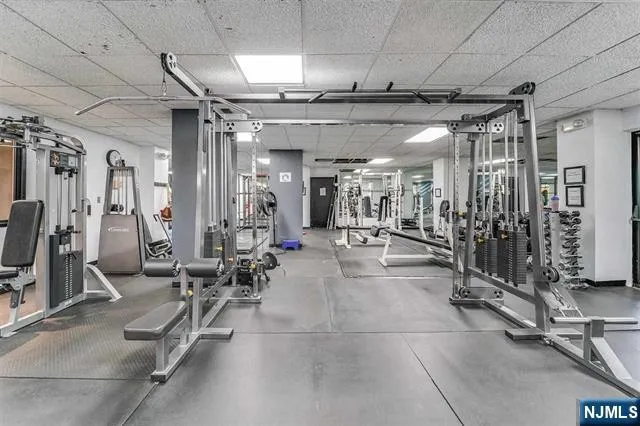 108 Harmon Cove Tower Secaucus, NJ 07094