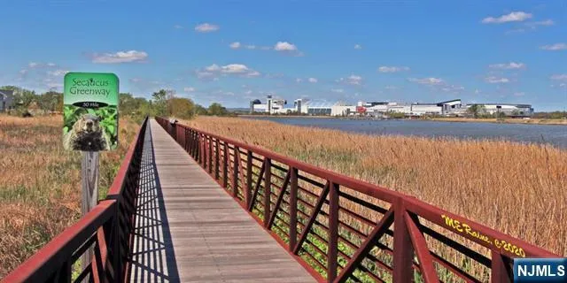 108 Harmon Cove Tower Secaucus, NJ 07094