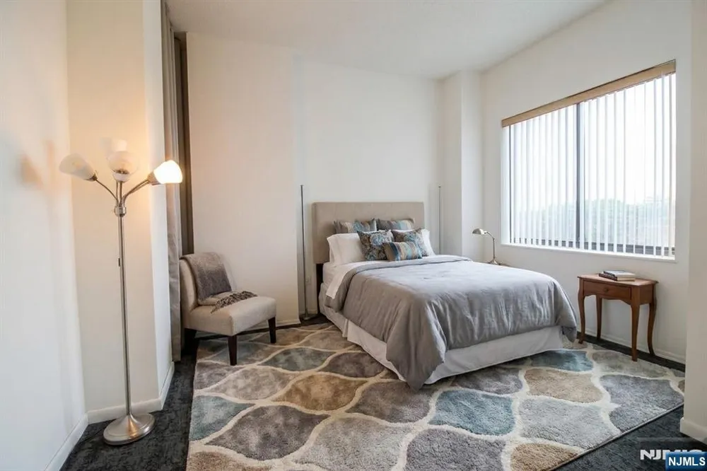 108 Harmon Cove Tower Secaucus, NJ 07094