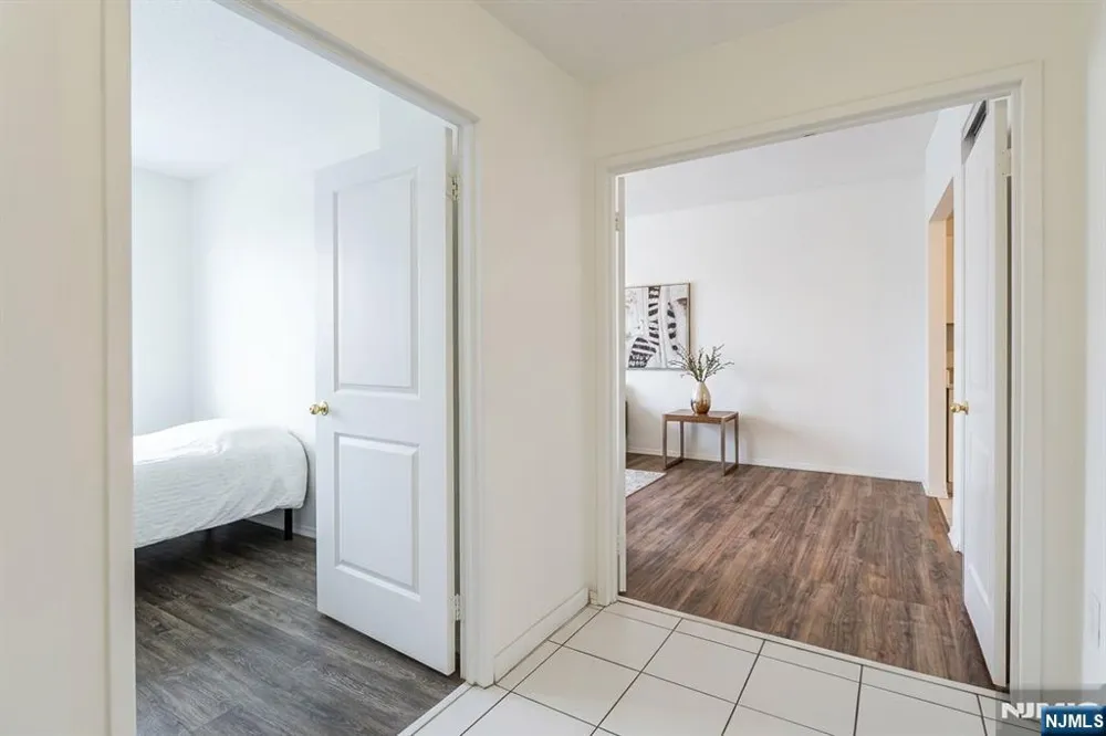 108 Harmon Cove Tower Secaucus, NJ 07094