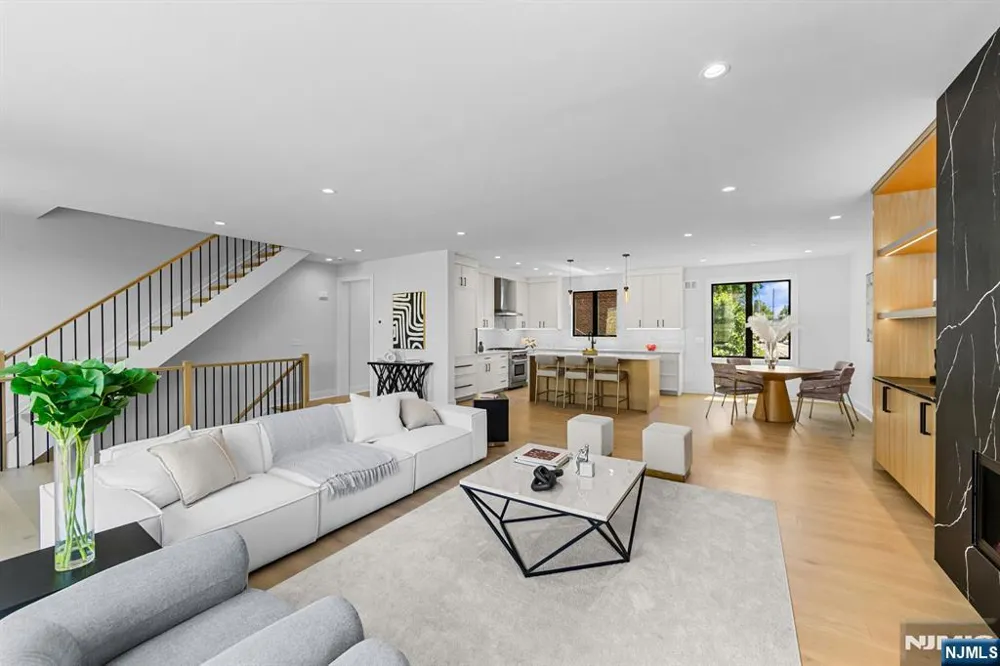 401 A Grand Avenue A Leonia, NJ 07605