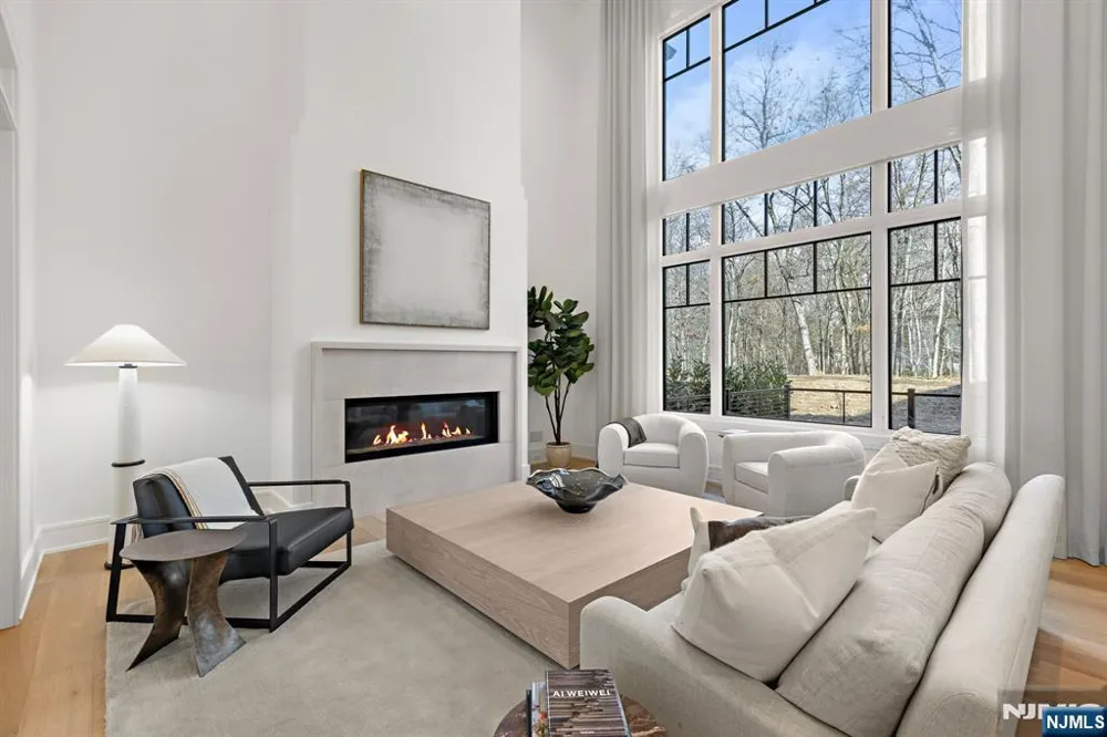 1 Stone Bridge Court Demarest, NJ 07627