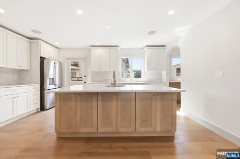 119 Cedar Street C0119
