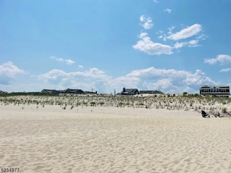 19 Haddonfield Ave #1 Unit 1 Lavallette, NJ 08735