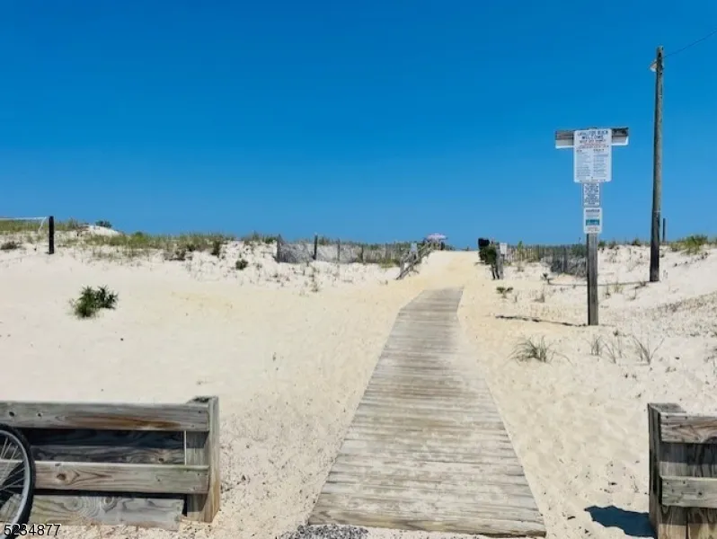 19 Haddonfield Ave #1 Unit 1 Lavallette, NJ 08735