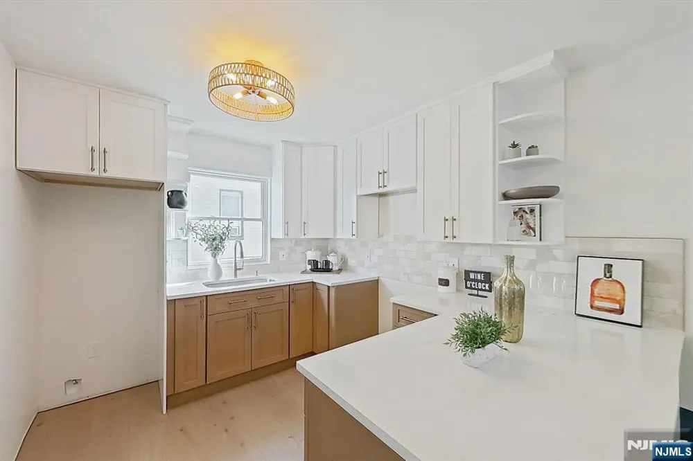413 Paulison Avenue 2 Passaic, NJ 07055