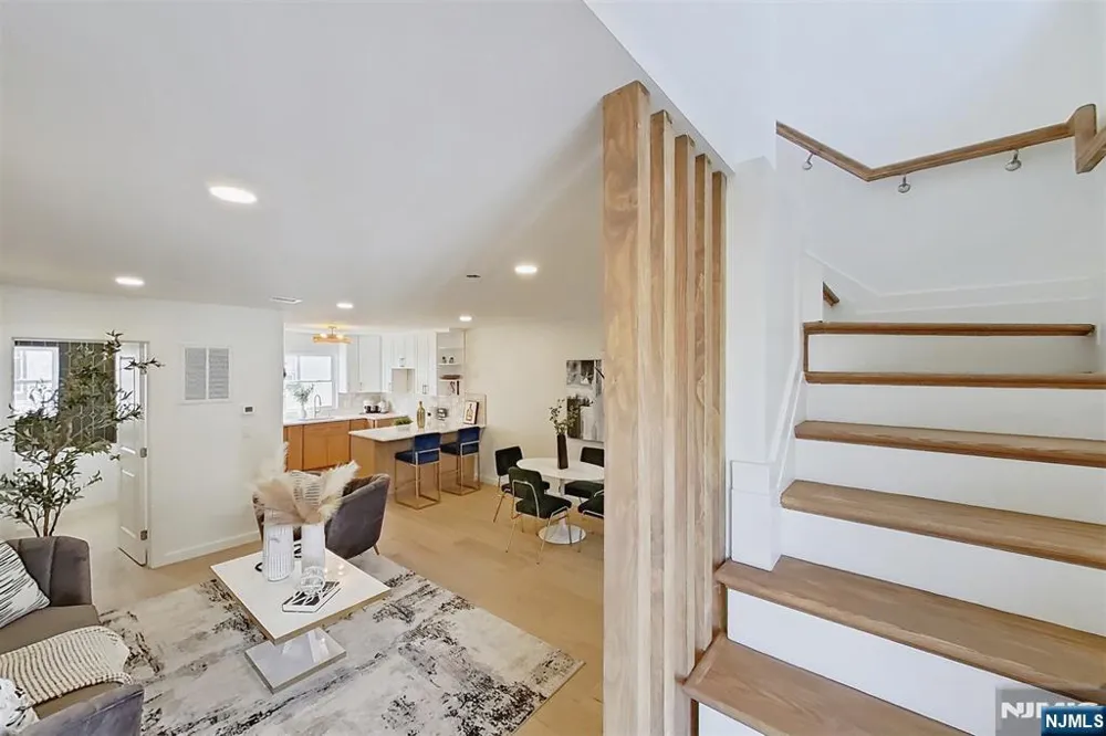 413 Paulison Avenue 2 Passaic, NJ 07055