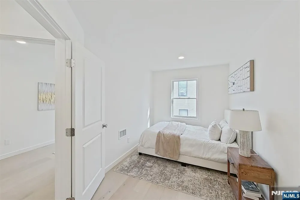 413 Paulison Avenue 2 Passaic, NJ 07055