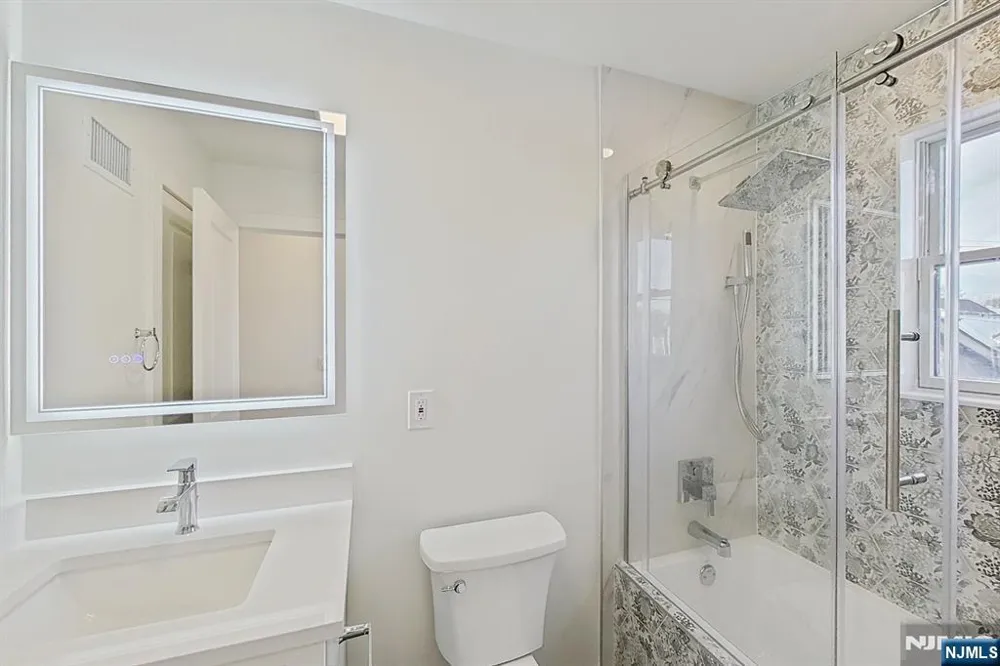 413 Paulison Avenue 2 Passaic, NJ 07055