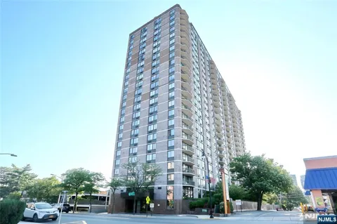 770 Anderson Avenue 5F