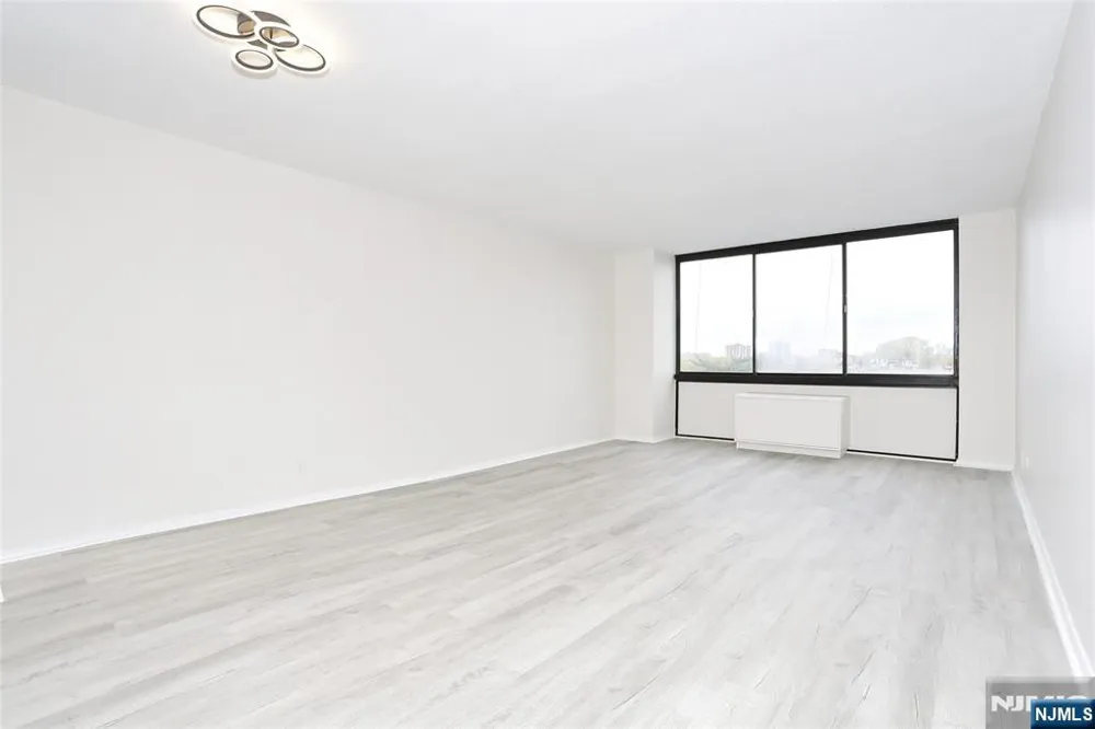 770 Anderson Avenue 5F Cliffside Park, NJ 07010