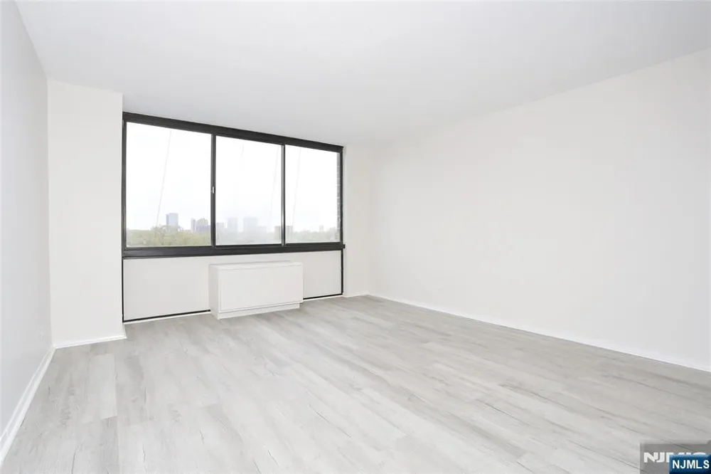 770 Anderson Avenue 5F Cliffside Park, NJ 07010