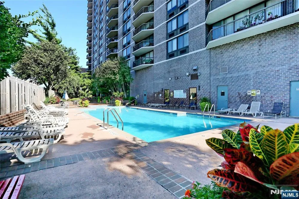 770 Anderson Avenue 5F Cliffside Park, NJ 07010