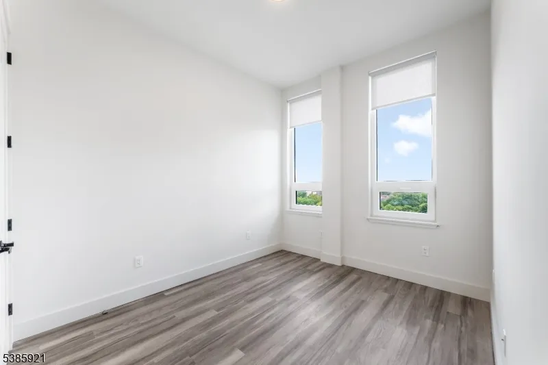 55 Washington St #9E Unit 9E East Orange City, NJ 07017