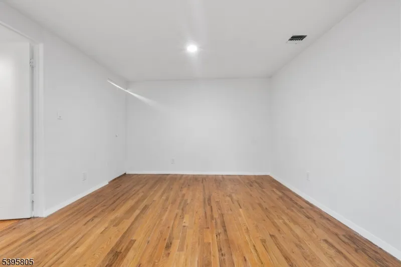 109 Grand Ave #1A Unit 1A Englewood City, NJ 07631