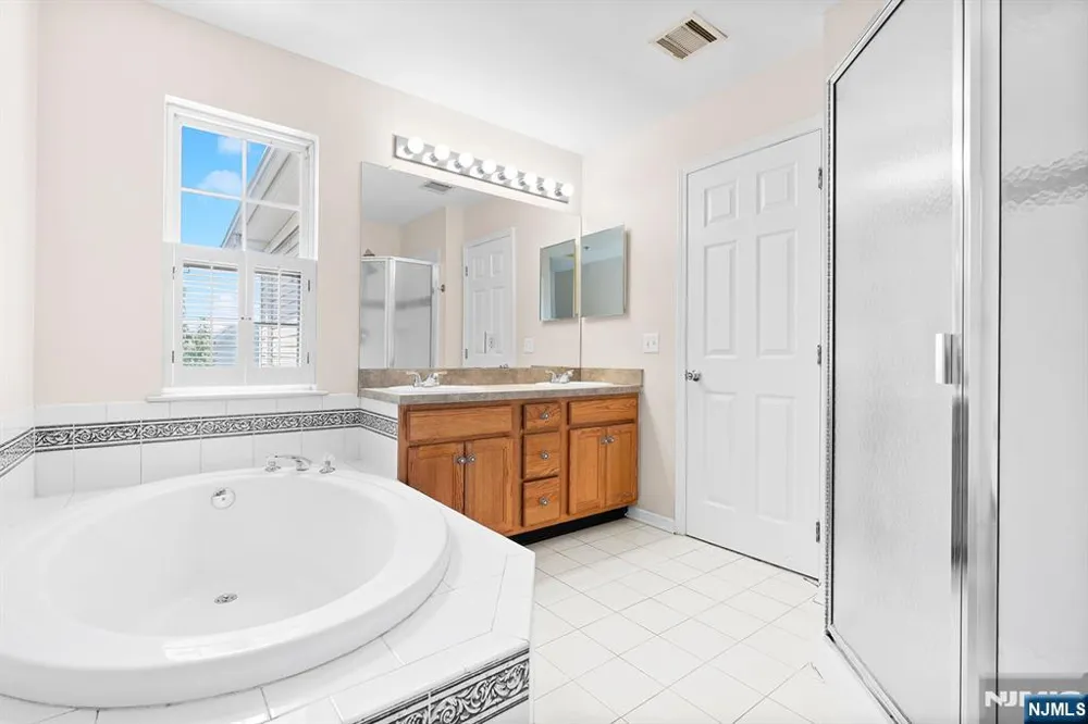 74 Mountainside Drive Pompton Lakes, NJ 07442