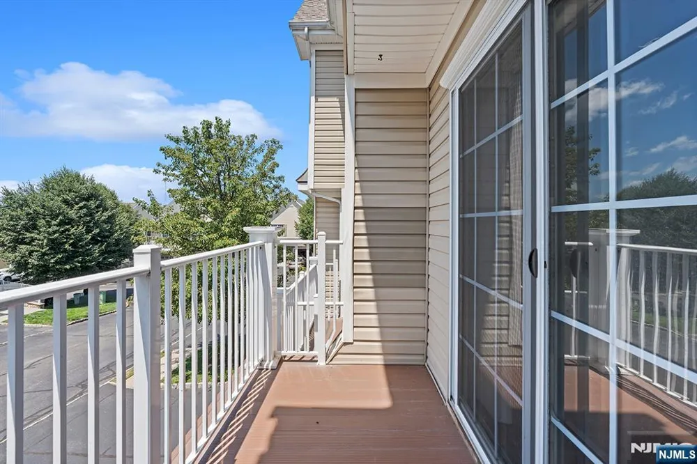 74 Mountainside Drive Pompton Lakes, NJ 07442