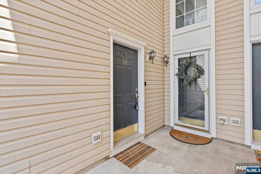 74 Mountainside Drive Pompton Lakes, NJ 07442